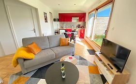 Grand studio, belle terrasse avec vue